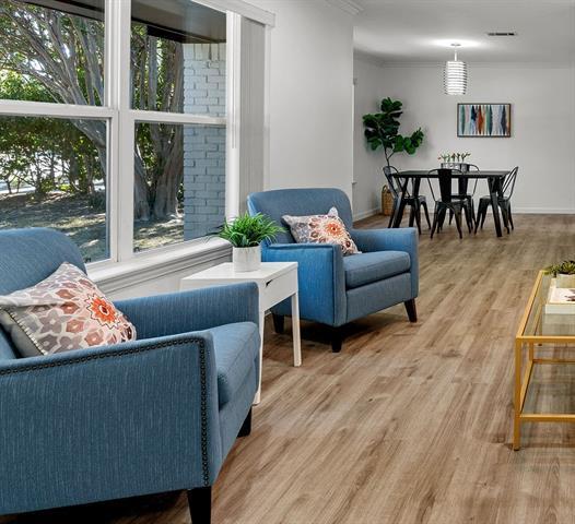 Building Photo - 5819 Forest Ln