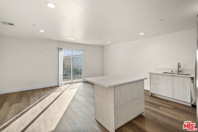 Building Photo - 2525 Hauser Blvd