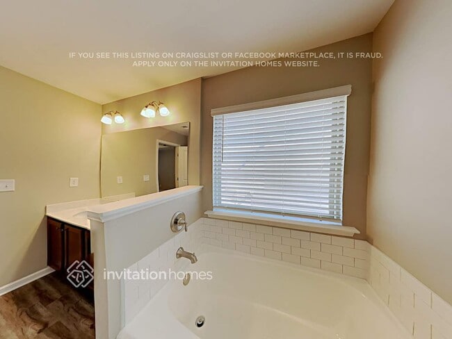 Building Photo - 179 Magnaview Dr
