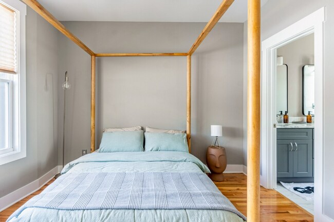 Building Photo - 1301 Baptist World Center Dr