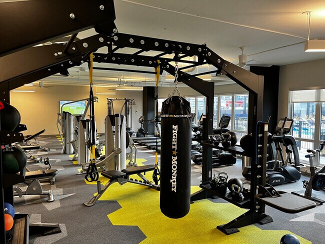 Building Photo - 516 Lea Ave