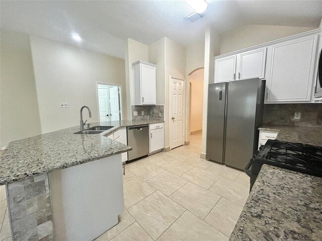 Building Photo - 18235 Bonham Oaks Ct