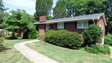 Building Photo - 1245 Paddock Cir
