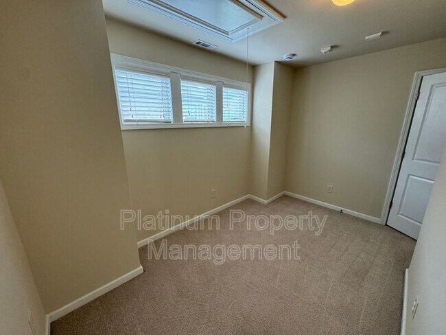 Building Photo - 13318 Flamingo Rd