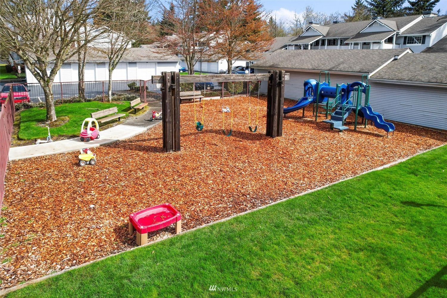 Building Photo - 23335 Cedar Way