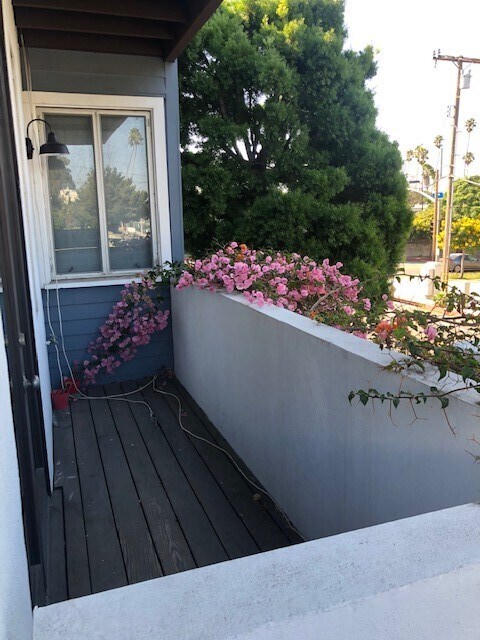 Building Photo - 2541 6th St