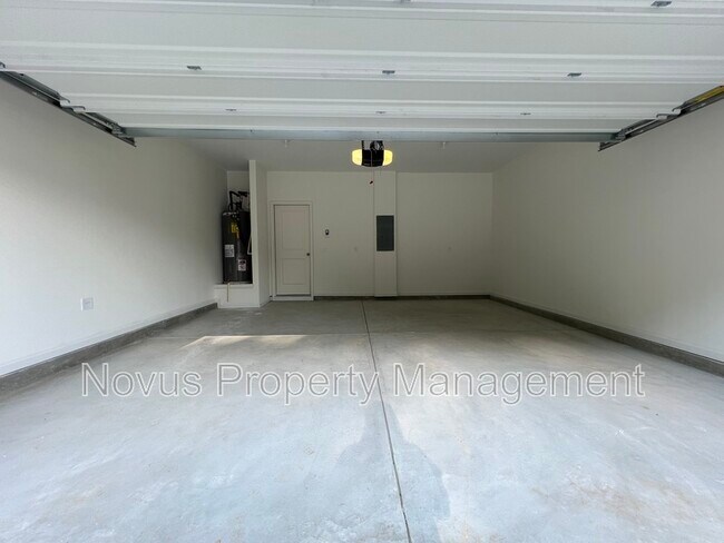 Building Photo - 62 Colbury St