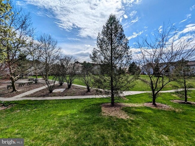 Building Photo - 62 Shelley Cir