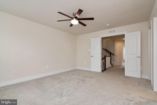 Building Photo - 316 Hendrix Ave