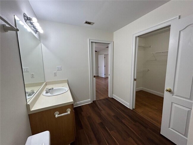 Building Photo - 7750 Smith Rd