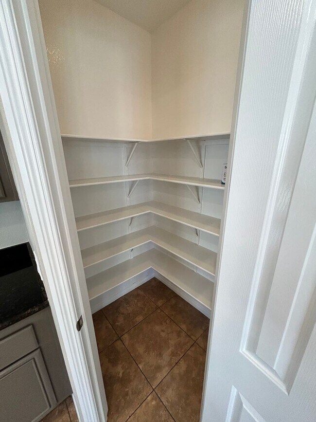 Building Photo - Beautiful 4/Bed/3Bath/2Car Two-Story Home with Loft and Office in Providence!