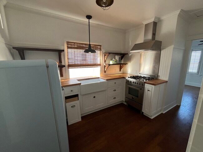 Building Photo - 3228 S Carolina St