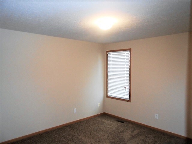 Building Photo - 6864 Mac Dr