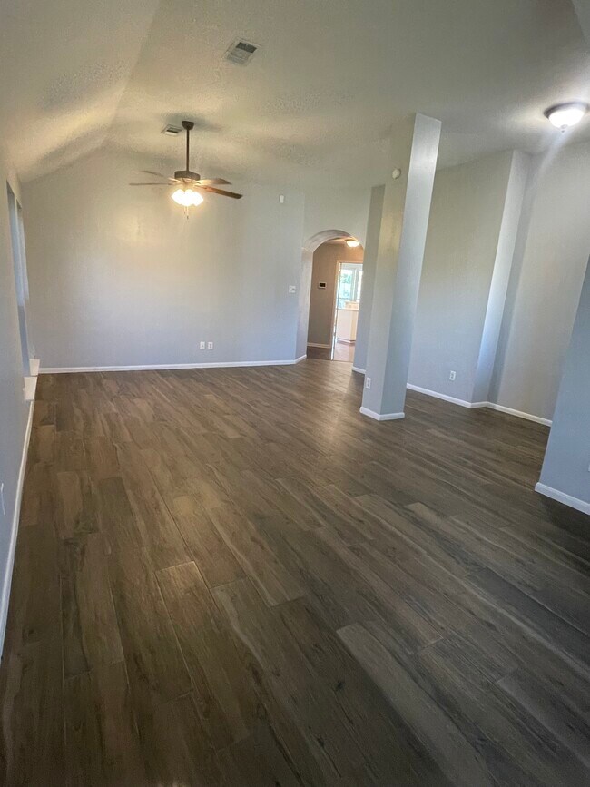 Building Photo - 3023 Quill Meadow Dr