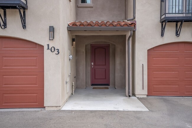 Building Photo - This Sunset Beach Estates Townhome will ha...