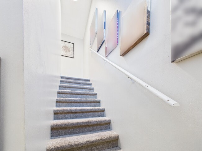 Building Photo - 309 Olympia Ct