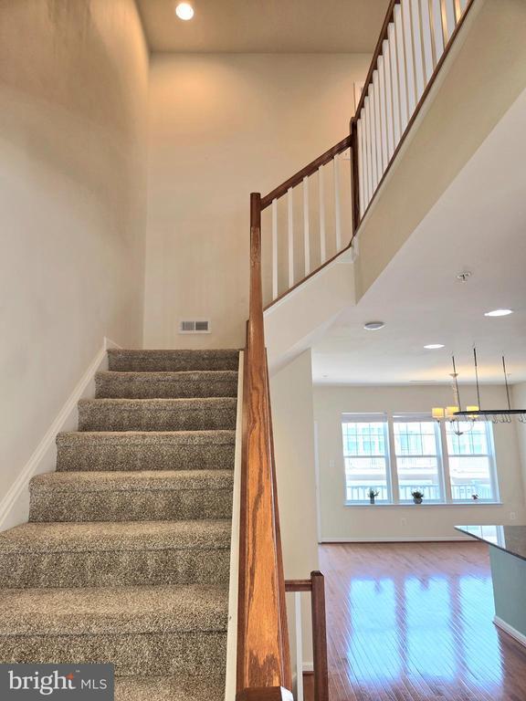 Building Photo - 1113 Red Hawk Way