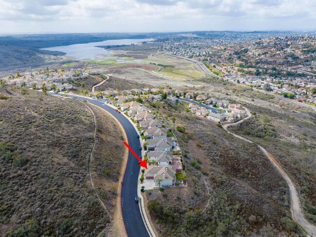 Building Photo - 10394 Valley Waters Dr