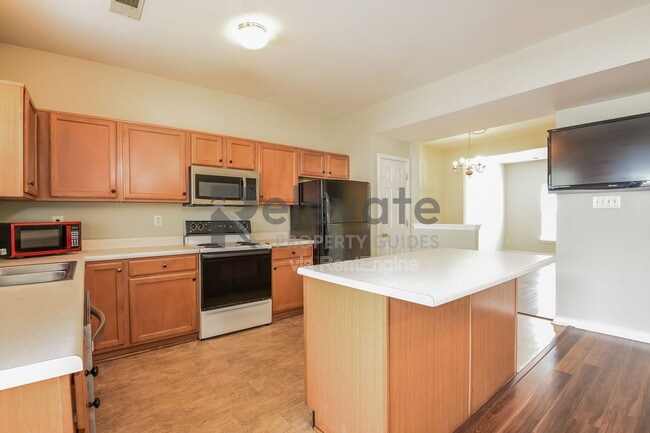 Building Photo - 5504 Springwater Ln