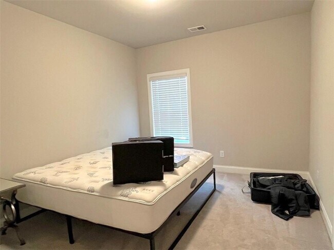 Building Photo - 3864 Light Farms Wy