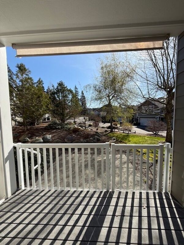 Building Photo - 910 Medical Center Dr