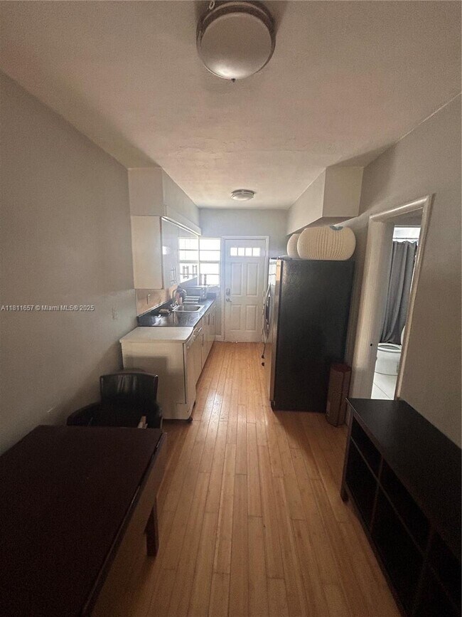 Building Photo - 8080 Tatum Waterway Dr