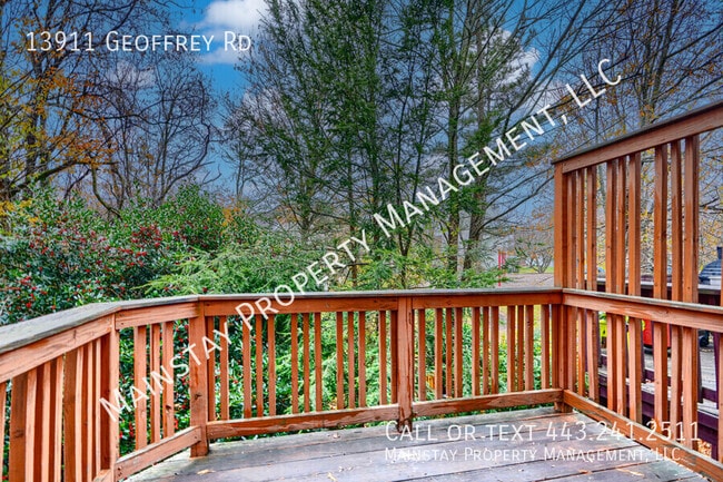 Building Photo - 13911 Geoffrey Rd