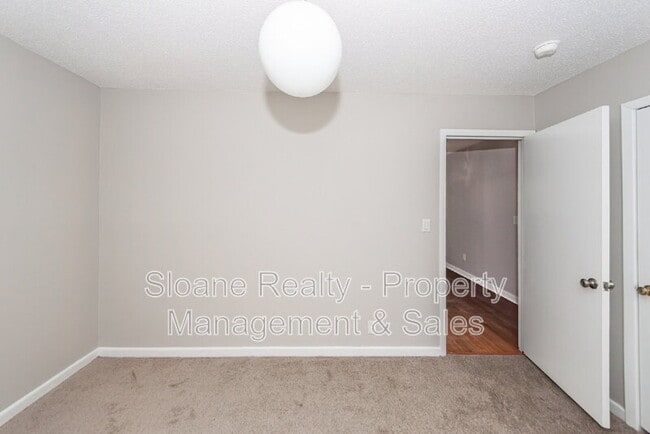 Building Photo - 1520 N Avalon Cir