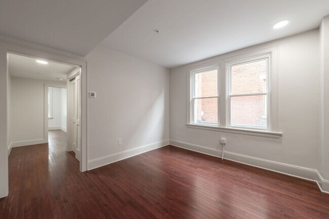 Building Photo - Coming Soon: 2BR Apartment – ETA 10/1/25