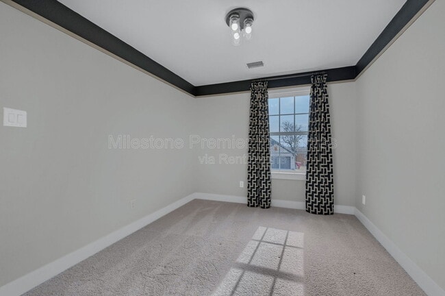 Building Photo - 1902 Aleia Cv