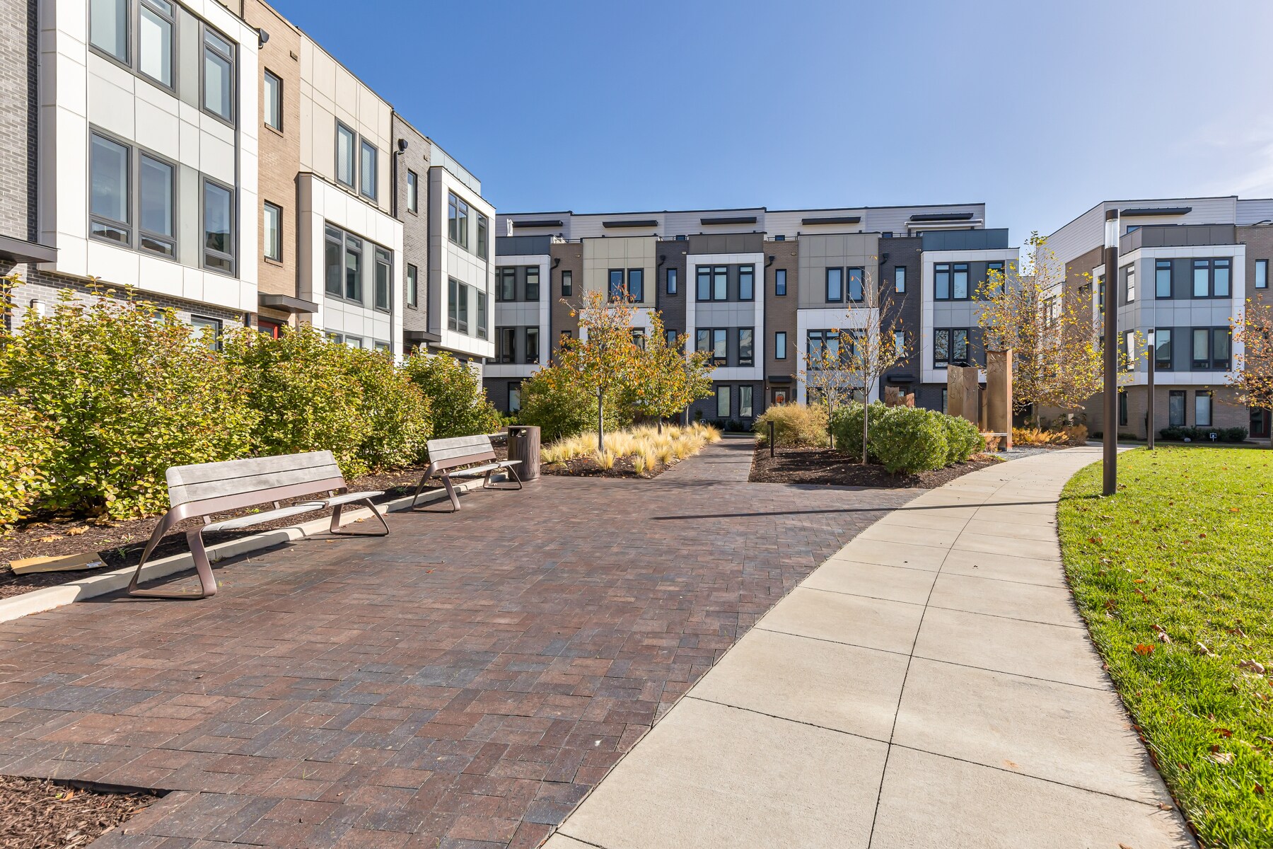 Building Photo - 147 Prairie Ln