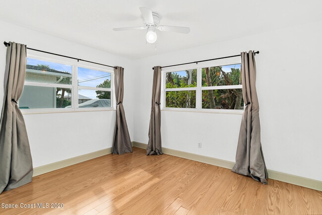 Building Photo - 2157 Barracuda Ave