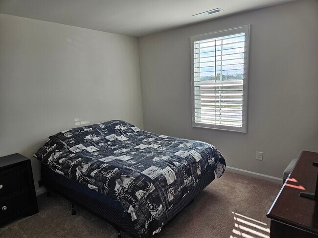 Building Photo - 57 Bird Dog Dr