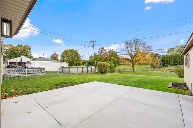Building Photo - 3604 Owl Dr