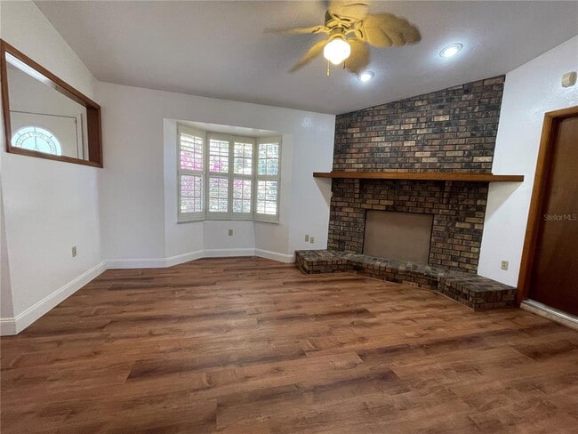 Building Photo - 4730 NW 36th Pl