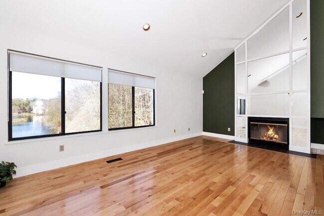 Building Photo - 103 Rambling Brook Rd