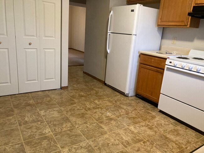 Building Photo - 130 Lauren Circle Apt C