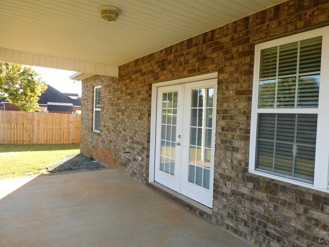 Building Photo - 1307 Loudon Hill Dr