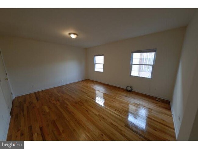 Building Photo - 2822 Ogden St