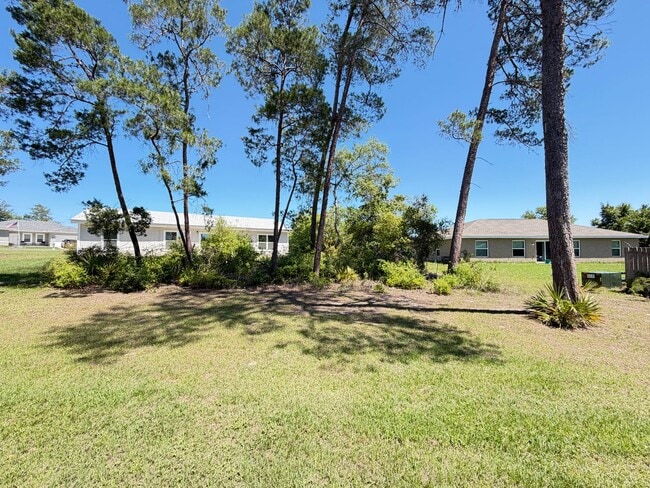 Building Photo - Spacious 3BR Home in Ocala | No HOA + Pet Friendly