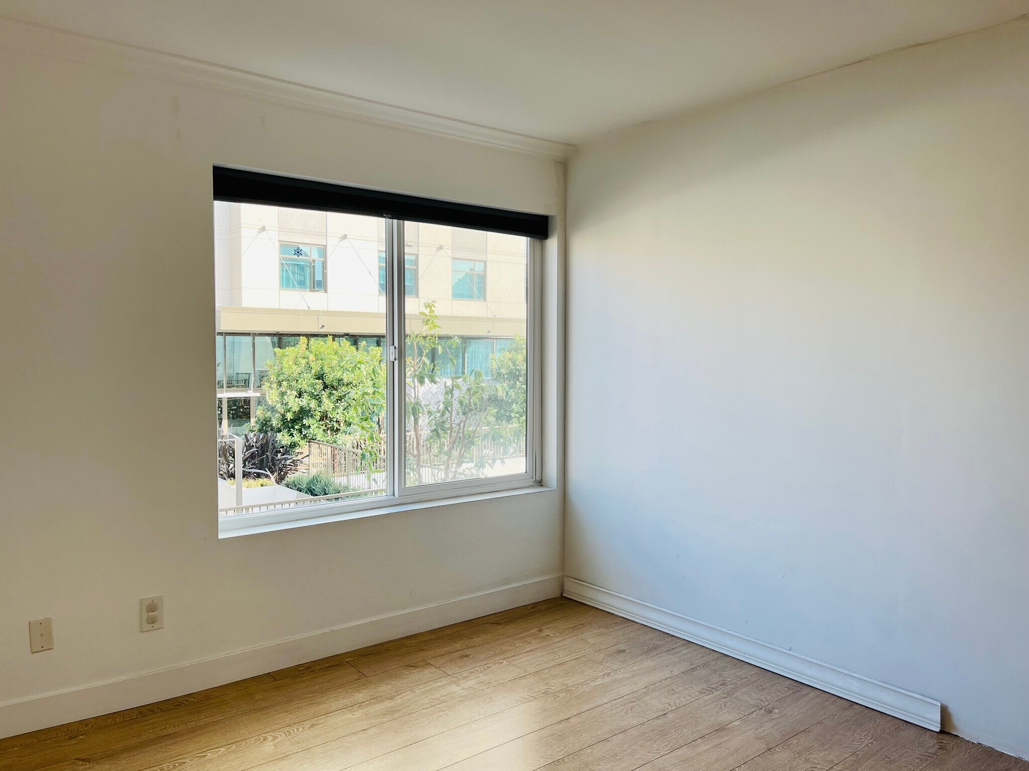 Building Photo - 3525 Lebon Dr