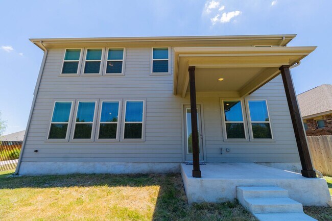 Building Photo - Stunning two story 4 bedroom with den and media/ game area in Pflugerville!