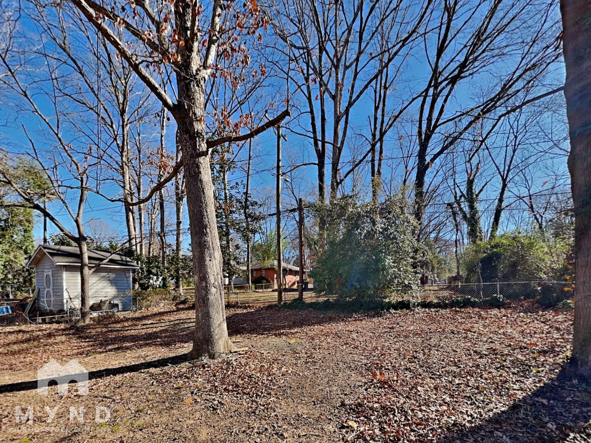 Building Photo - 2408 Dora Dr