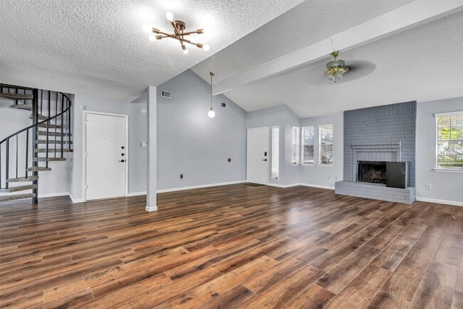 Building Photo - 3407 Pecan Point Dr