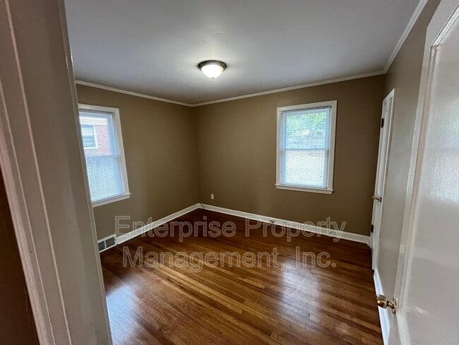 Building Photo - 3938 Brennan Dr