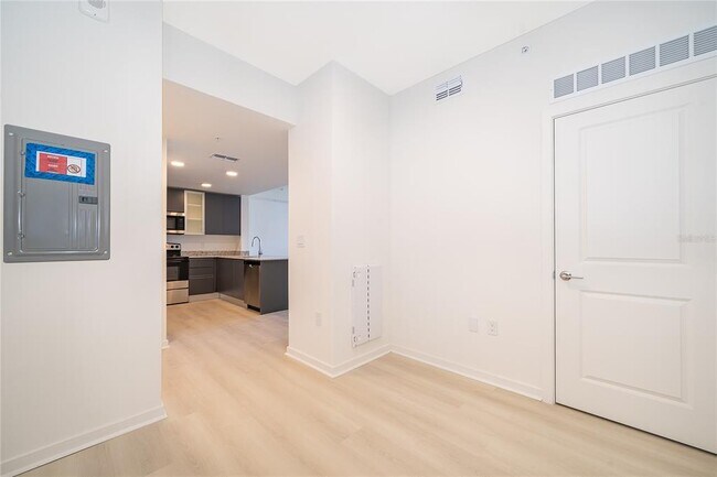 Building Photo - 5579 Millennia Park Dr