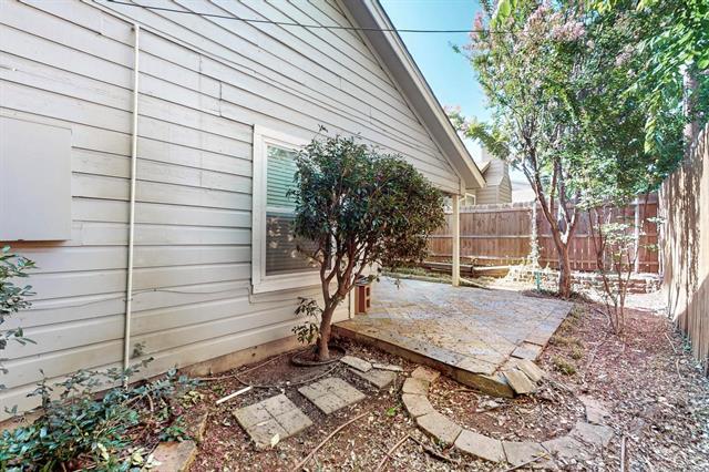 Building Photo - 1437 Palmnold Cir W