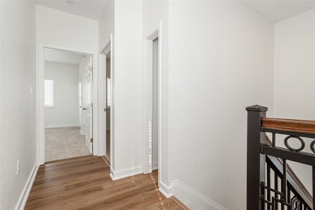 Building Photo - 4713 Virginia Ave