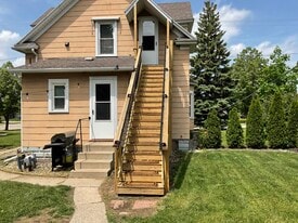 Building Photo - 3872 30th St SW