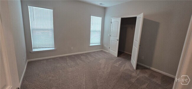 Building Photo - 36 Jazz Dr